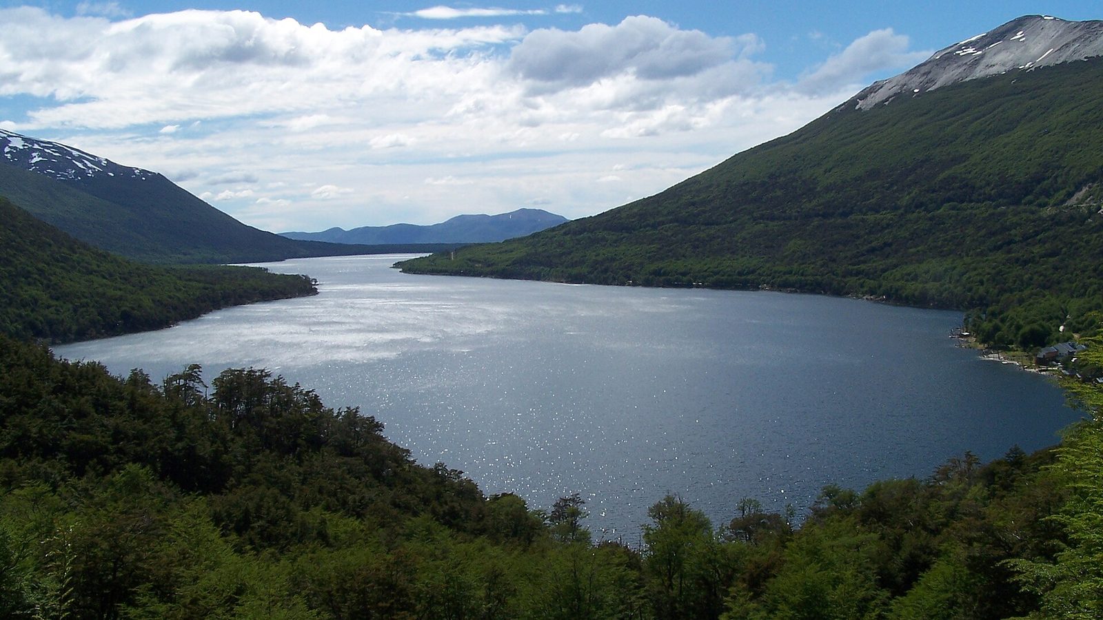 Lago Escondido..jpg